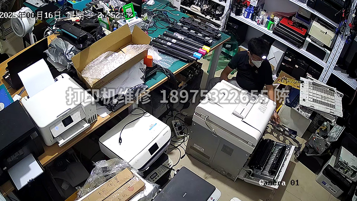 打印机拆机检测维修现场实拍